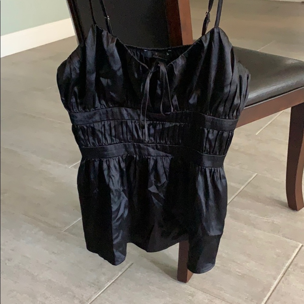 Women’s top.